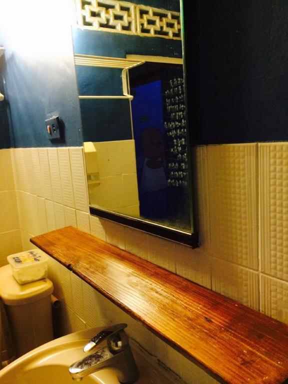 33 Backpacker Hostel Kota Tua Kota Tua Hengchun Bagian luar foto