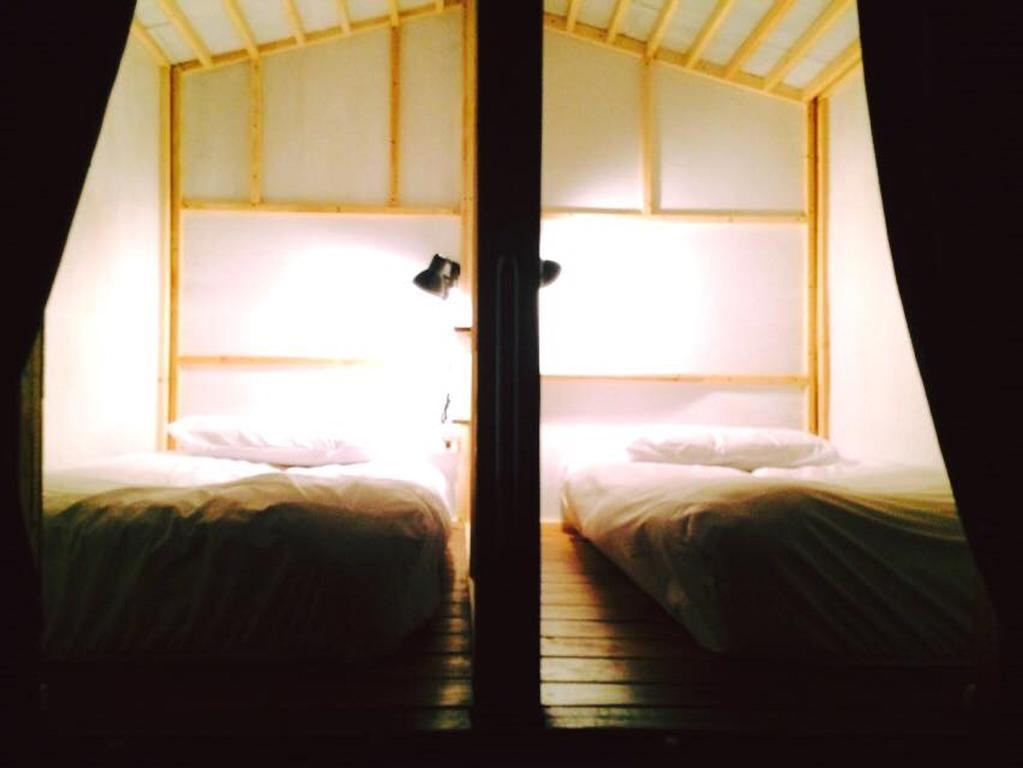 33 Backpacker Hostel Kota Tua Kota Tua Hengchun Bagian luar foto